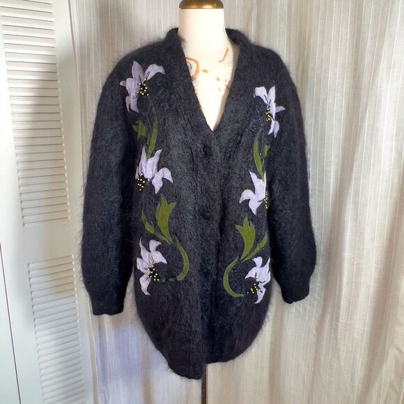 Vintage Jackets & Blazers - Vintage | Women’s | Coats | M | Embroidered Oversized Wool Coat